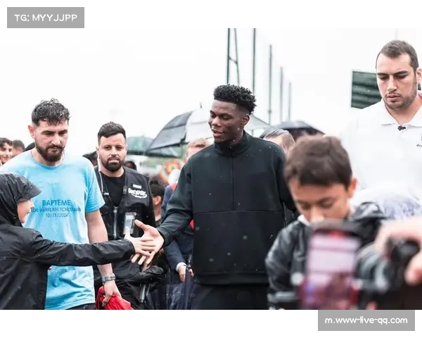 楚阿梅尼拦截能力 法国队双后腰体系保障防线安全